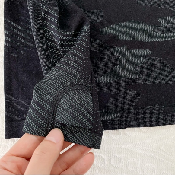 Athleta Girl Power Up Seamless Camo Top - Picture 6 of 7